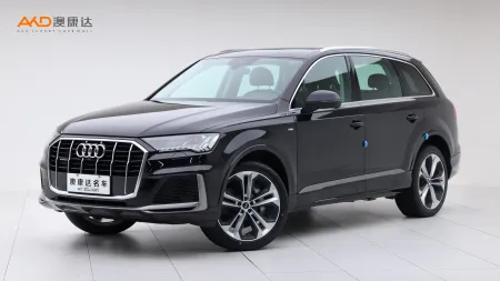 二手奥迪Q7 55 TFSI quattro S line 运动型