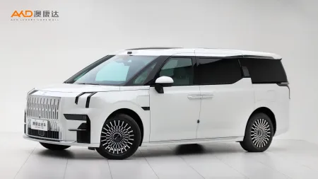 二手极氪009  六座行政版四驱 108kWh