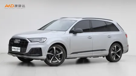 二手奥迪Q7 55 TFSI quattro S line 运动型