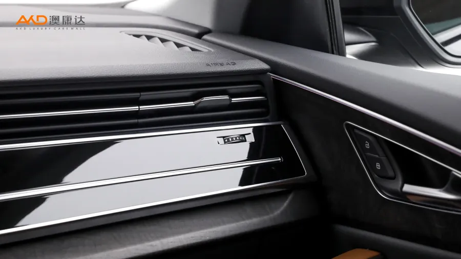 二手奥迪Q8 55 TFSI 豪华动感型图片2812530