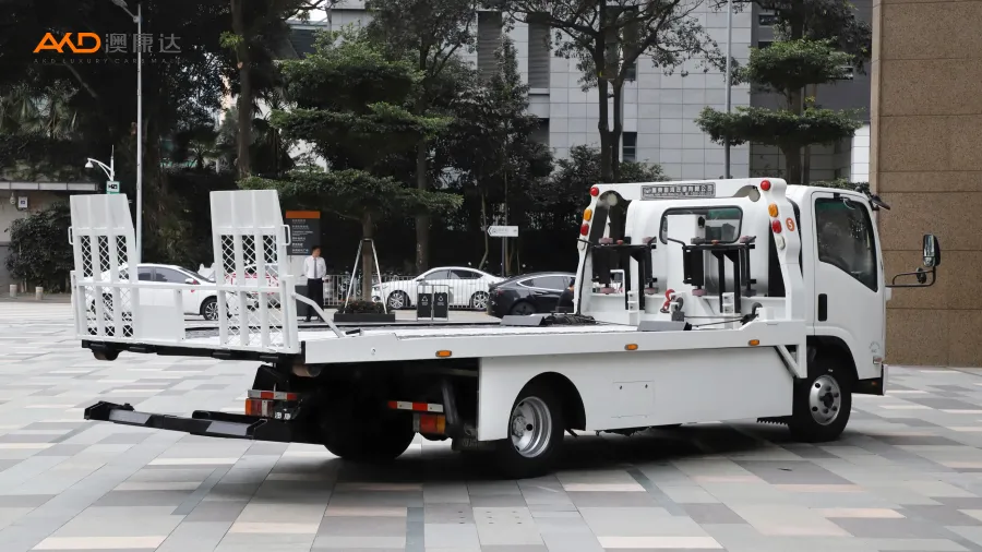 二手粤海牌拖车 柴油3吨板图片2934443