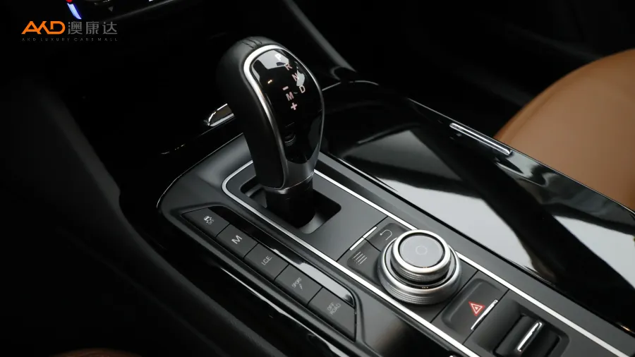 二手Levante 3.0T 标准版图片3043141