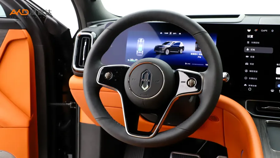 二手问界M9  增程 Ultra版 42kWh 6座版图片3827634