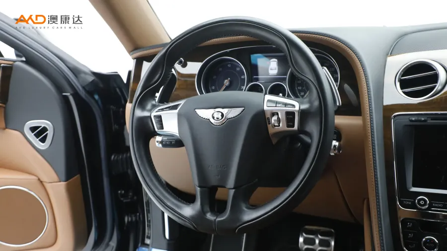 二手宾利飞驰  4.0T V8S 标准版 欧规图片3836405