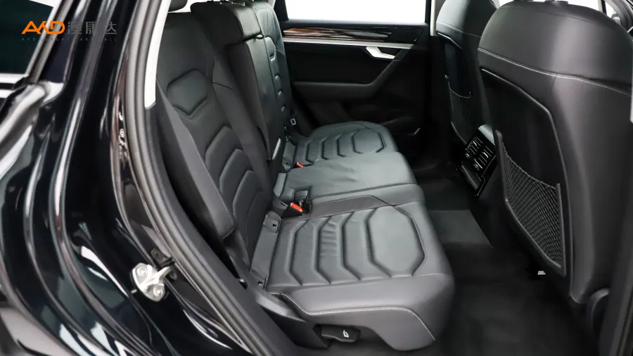 二手途锐3.0TSI 锐享版 曜黑运动套装图片3872998