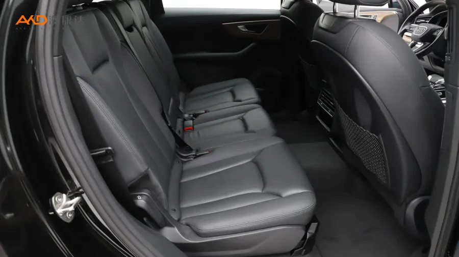 二手奥迪Q7 55 TFSI quattro S line 冰雪运动型图片3907776