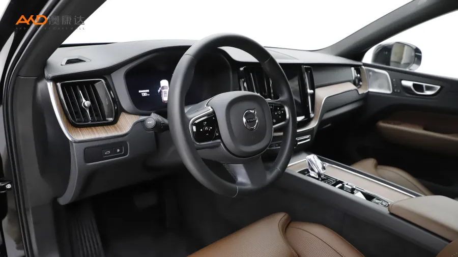 二手沃尔沃XC60 T8 插电混动 长续航四驱智雅豪华版图片3954921