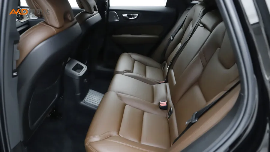 二手沃尔沃XC60 T8 插电混动 长续航四驱智雅豪华版图片3954922