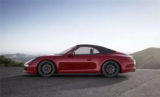 保时捷正式发布全新一代911 GTS系列车型